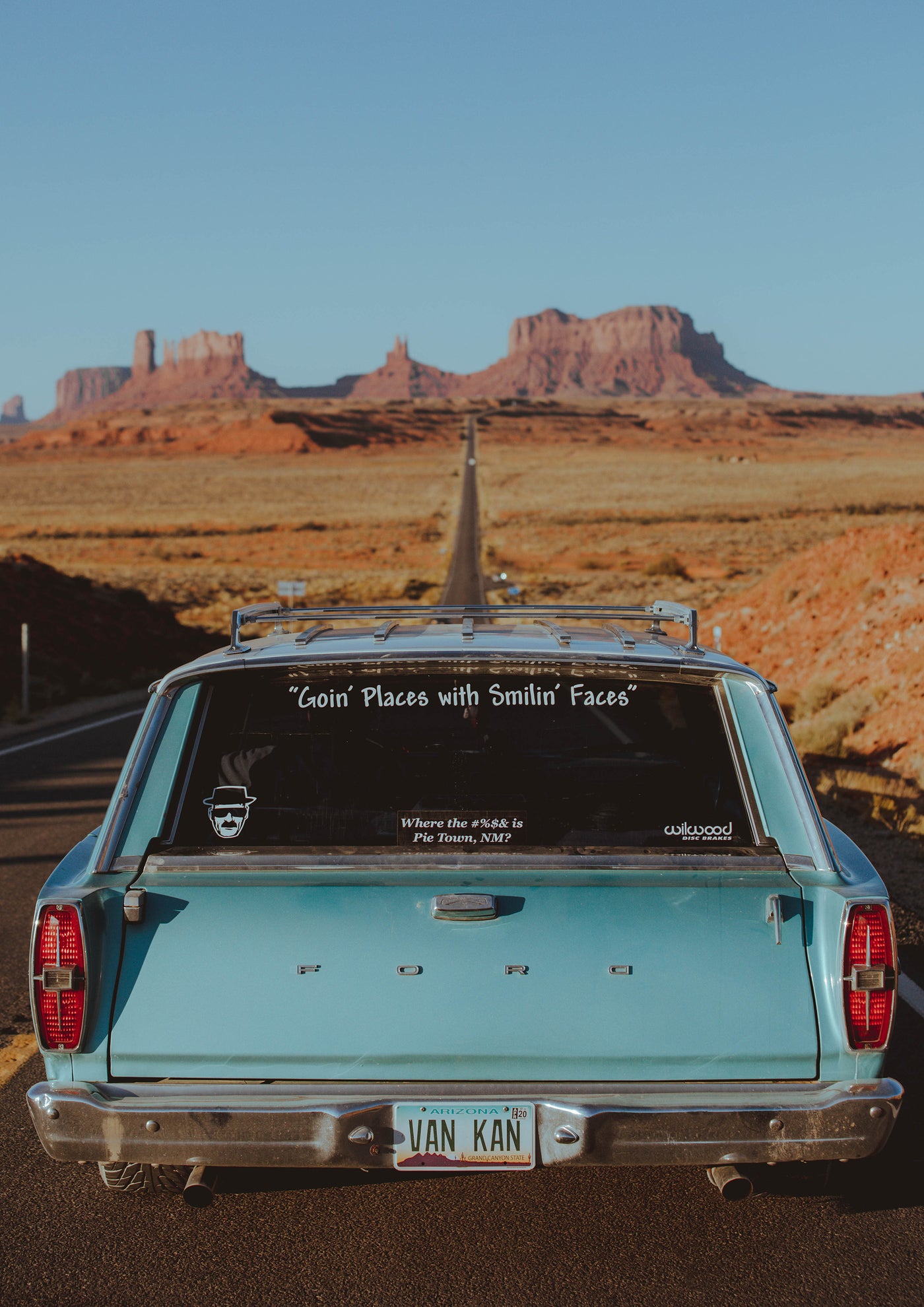 Smilin Faces, Monument Valley