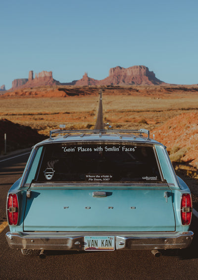 Smilin Faces, Monument Valley